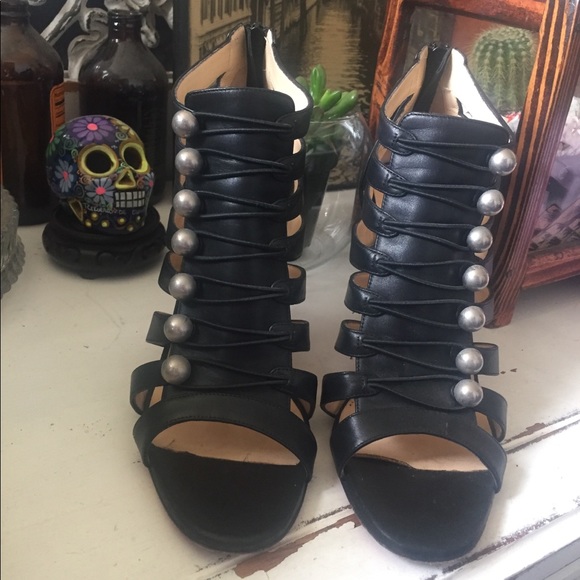 Christian Louboutin ❤️Preloved ❤️ Heels - Picture 2 of 5